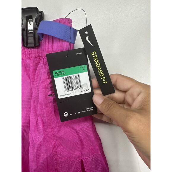 Nike CJ2429 601 Icon Clash Running Shorts Fire Pink Size‎ XL Brand New - Picture 9 of 14